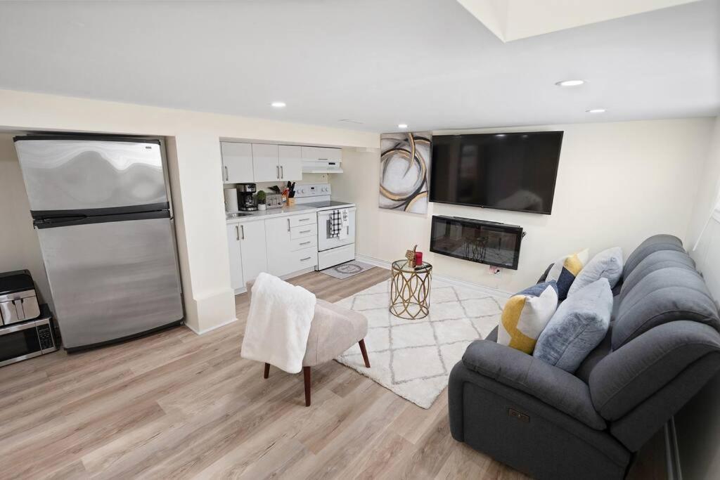 Beautiful Renovated Oasis
