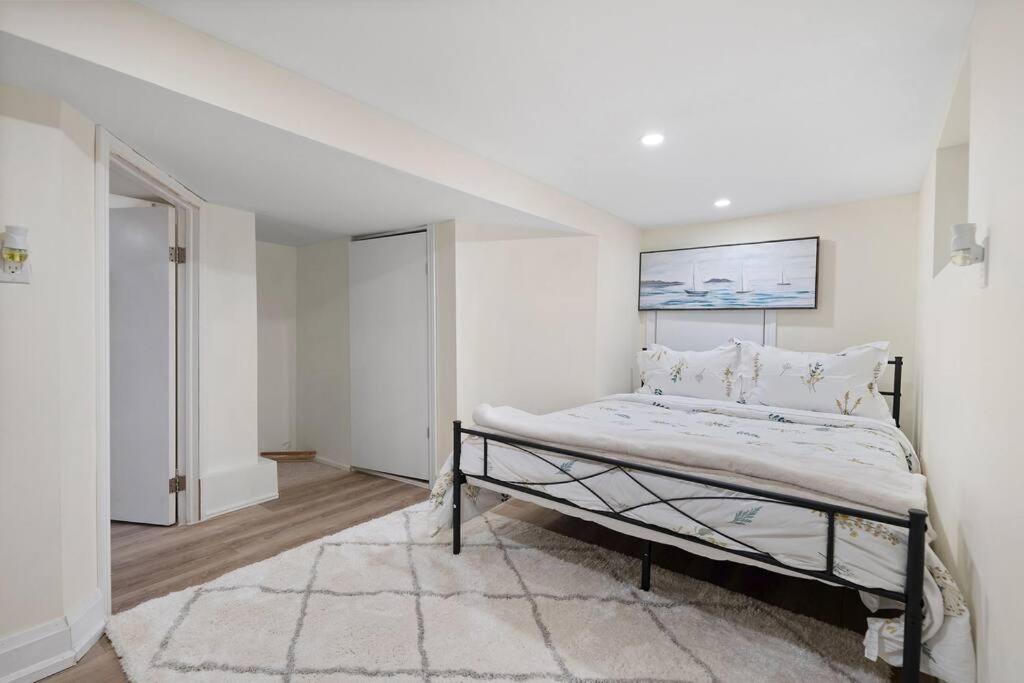 Beautiful Renovated Oasis * Niagara Falls