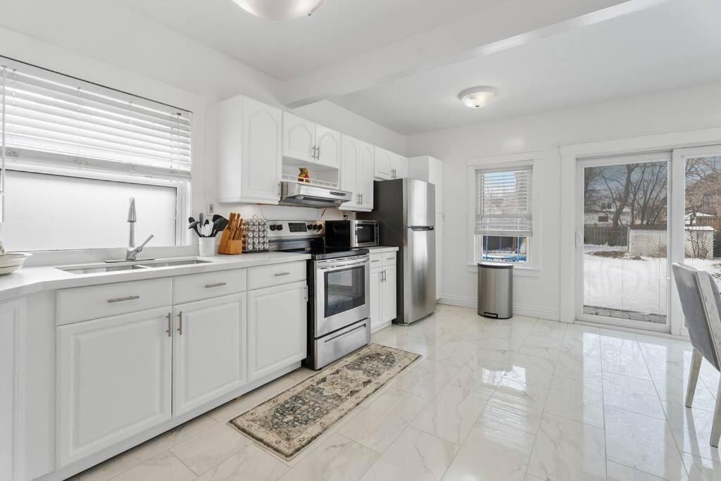Beautiful Renovated Oasis Holiday home