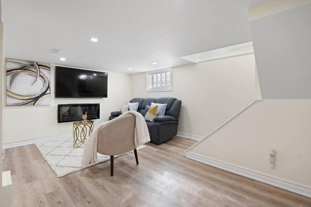 Beautiful Renovated Oasis *
